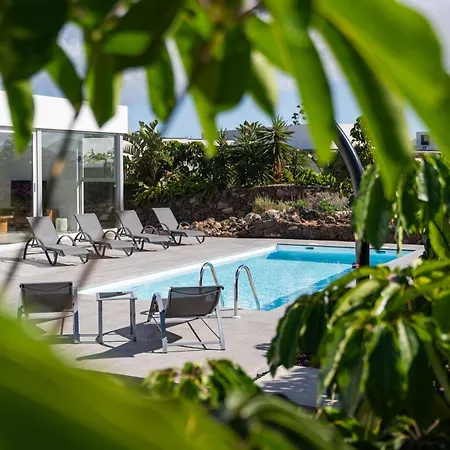 Villa Almara House, Luxury With Heated Pool