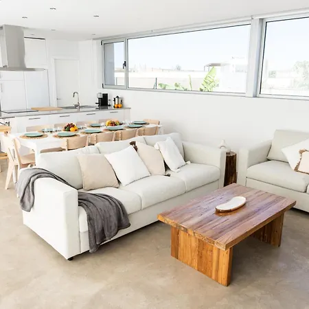 Almara House, Luxury With Heated Pool Villa La Oliva