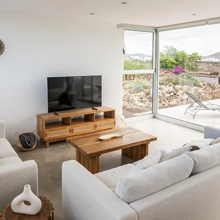 Almara House, Luxury With Heated Pool *