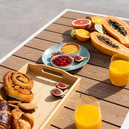 Villa Almara House, Luxury With Heated Pool