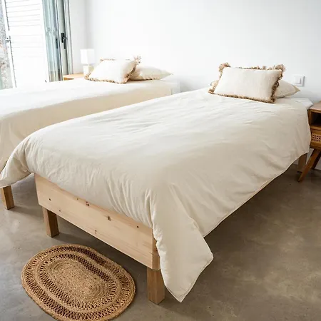 Almara House, Luxury With Heated Pool Villa