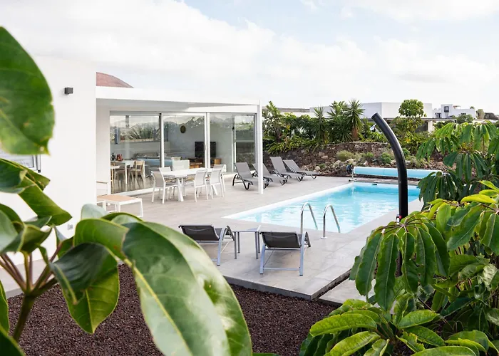 فيلة Almara House, Luxury With Heated Pool لا أوليفا