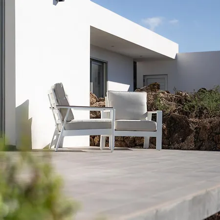 Almara House, Luxury With Heated Pool * La Oliva